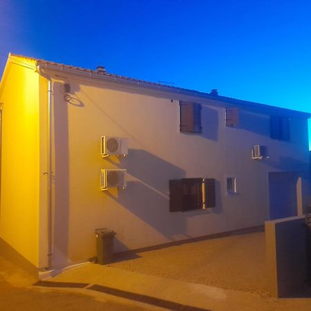 Apartment Dukic Sveti Filip i Jakov Esterno foto