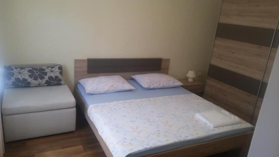 Apartment Dukic Sveti Filip i Jakov Esterno foto