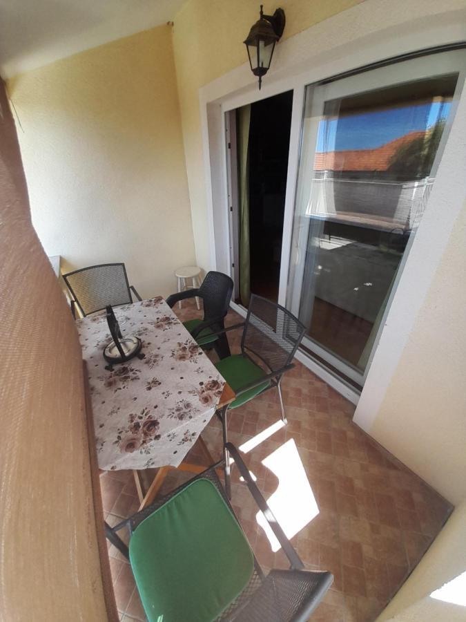 Apartment Dukic Sveti Filip i Jakov Esterno foto