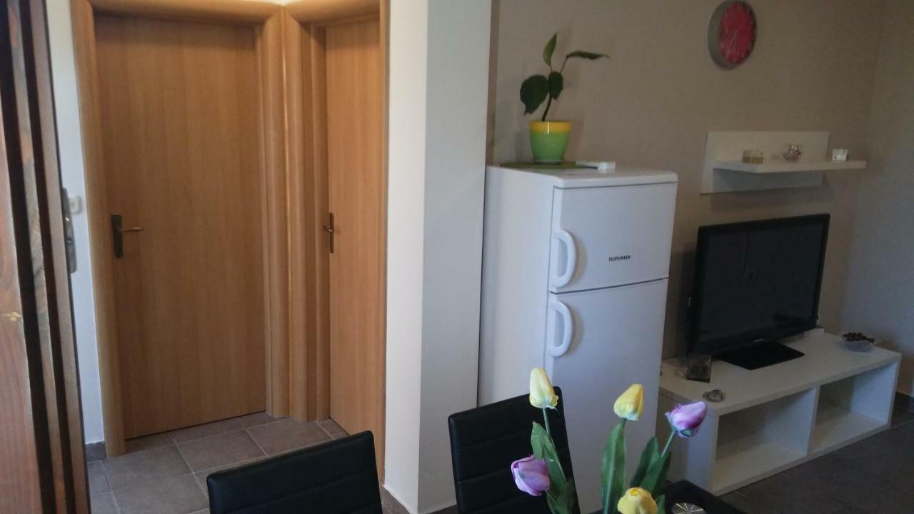 Apartment Dukic Sveti Filip i Jakov Esterno foto